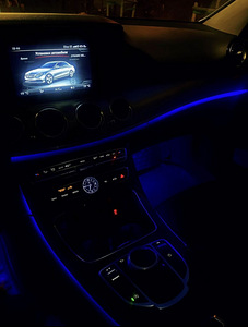 Mercedes-Benz (6 foto / 10)