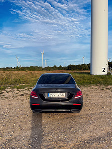 Mercedes-Benz E-klass 2017 (2 foto / 8)