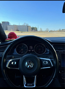 Volkswagen Golf GTD 2.0 135kw (9 foto / 10)