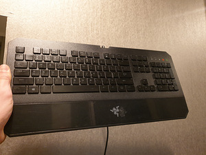 Клавиатура razer (1 фото из 6)