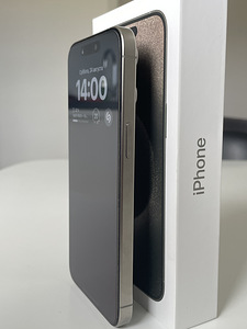 iPhone 15 Pro Max 256GB Natural Titanium (4 foto / 7)
