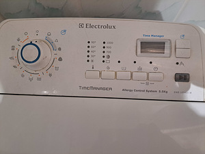 Продам стиральную машину Электролюкс.