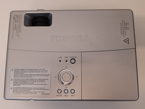 ПРОЕКТОР - TOSHIBA МОДЕЛЬ TLP-X 100 (3 фото из 3)