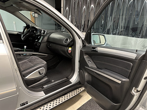 Mercedes-Benz ML 320 CDI 4MATIC 3.0 V6 165kW (7 foto / 15)