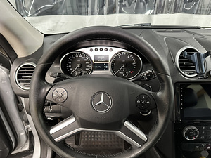 Mercedes-Benz ML 320 CDI 4MATIC 3.0 V6 165kW (15 foto / 15)