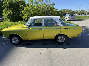 Москвич 2140 (2 фото из 11)