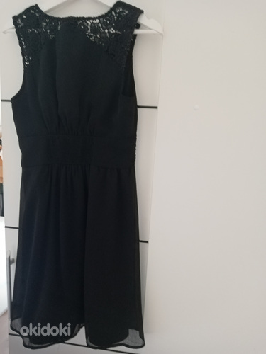 Красивое черное платье (фото #1)