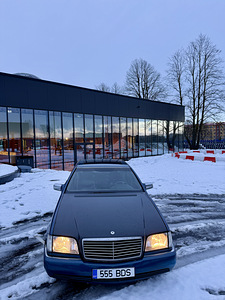 Mercedes Benz S350 TD (6 foto / 9)