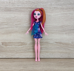 Monster High Gigi Grant nukk (3 foto / 3)