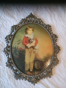 Картина из хрусталя с мальчиком в бронзовой раме