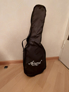 Ukulele Aiersi (2 foto / 2)
