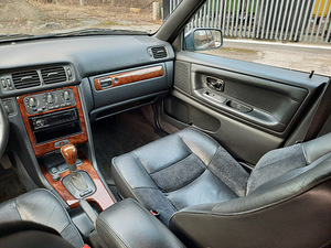 VOLVO V70 2.4 Turbo Üv. 03.2024 (8 foto / 15)