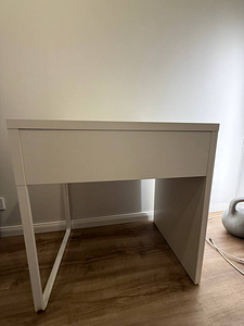 Micke laud/стол (4 фото из 5)