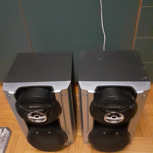 SONY (2 foto / 3)