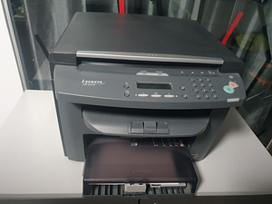 Принтер сканер CANON MF4018 (1 фото из 3)