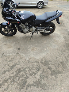 Honda hornet CB 600s (3 foto / 5)