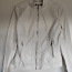 Белая женская куртка (фото #1)