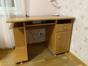 Kirjutuslaud (1 foto / 1)