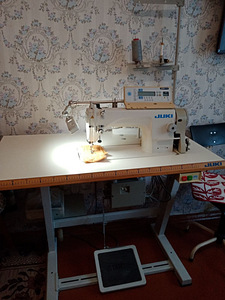 Промышленная швейная машина Juki DDL-8700-7 — это одноигольн (1 фото из 2)