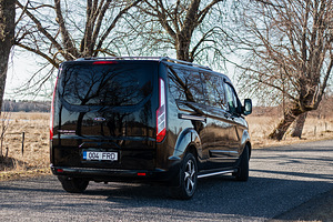 Ford Tourneo Custom Business (3 foto / 11)
