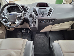 Ford Tourneo Custom Business (10 foto / 11)