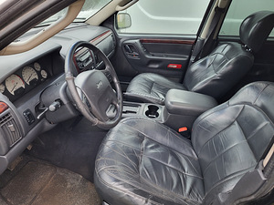 Jeep Grand Cherokee WJ (11 foto / 15)