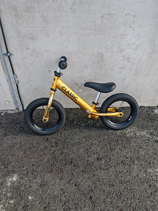 Classic jooksuratas (1 foto / 4)