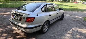 Hyundai Elantra 2.0 83kw 2001 (5 foto / 11)