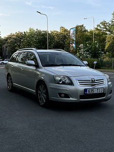 Toyota Avensis 2.0 93kw 2007 diisel (2 foto / 11)