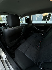 Toyota Avensis 2.0 93kw 2007 diisel (7 foto / 11)
