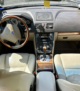 Volvo XC 90 (5 foto / 11)