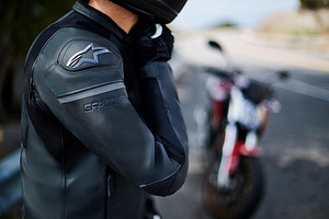 Sõidutagi ALPINESTARS GP PLUS R V3, suurus 52 (8 foto / 10)