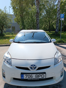Toyota prius 1.8 73kv 2009.a (7 foto / 11)
