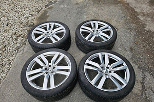 Phaeton Volkswagen 20" Veljed + 275/35R20 Rehvid (7 foto / 8)