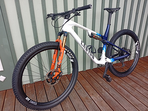 CANYON MTB Lux World Cup CFR jalgratas (1 foto / 7)
