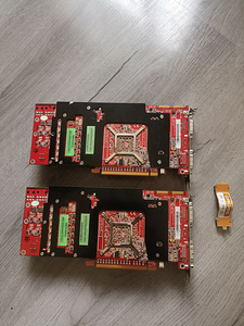 2x ATI Radeon HD 2900 XT +SLI (5 foto / 5)