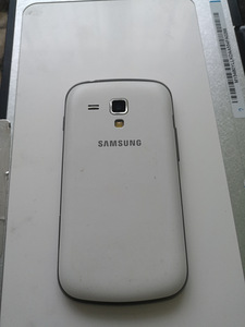 Samsung Galaxy Trend Plus S7580 (2 foto / 3)