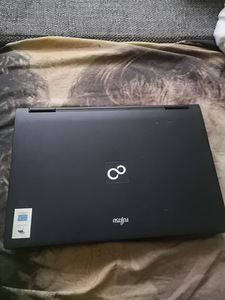 Fujitsu Lifebook E780 i3, 4GB,120GB SSD,5h aku (1 foto / 7)