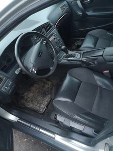 Volvo S60 2.4b 103kw Manuaal 02a Varuosad (5 foto / 9)