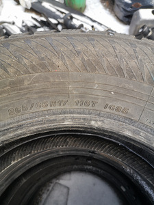 265/65R17 Yokohama Ice Guard IG65 5-6mm (3 foto / 6)