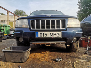 Jeep Grand Cherokee (2 фото из 9)