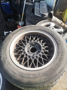 5x114.3 Borbet Valuveljed 215/65R16 M+S (2 foto / 3)