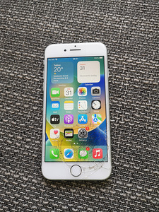 iPhone 8 64 ГБ белый