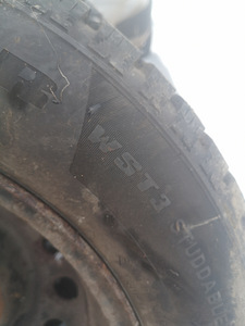 Sailun Ice Blazer WST3 195/65R15 Naastrehvid Uueväärsed (10 foto / 10)