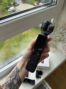 DJI Osmo Pocket 3 Creator Combo (4 foto / 7)