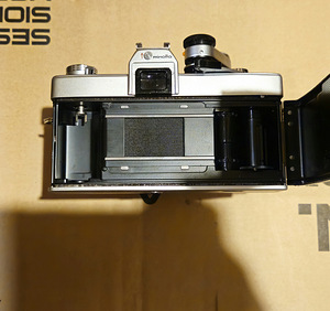 Minolta SR-1s (2 foto / 3)