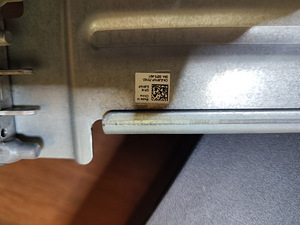 Dell J727N Online Rack UPS 2700W + Dell 0J9Y4P 2U Rail Kit (6 foto / 6)