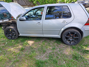 Volkswagen golf 4 varuosadeks (4 foto / 7)