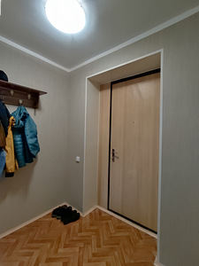 Üürile anda 1-toaline korter Narvas (7 foto / 11)