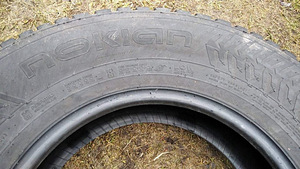 Talverehvid naasterehvid Nokian Hakkapelitta 8 SUV 245/70/16 (6 foto / 7)